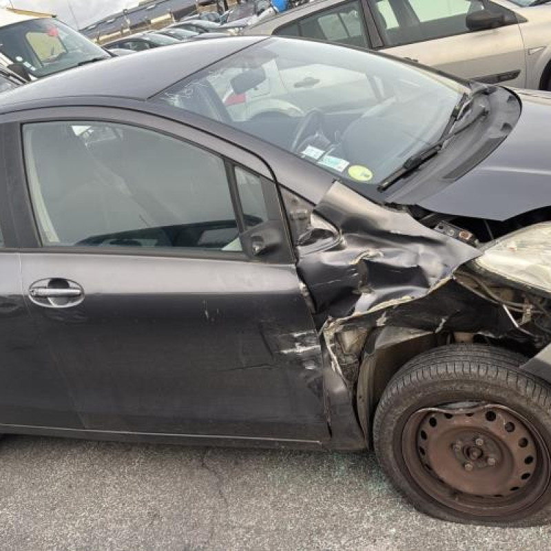 Serrure avant droit TOYOTA YARIS 2 Photo n°16