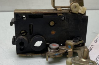 Serrure avant droit PEUGEOT 106