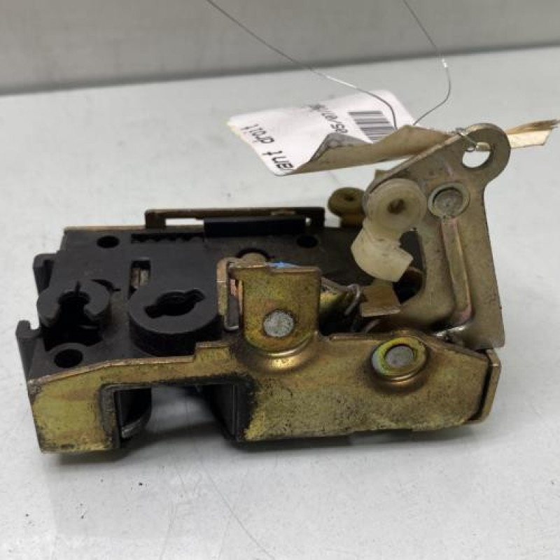 Serrure avant droit PEUGEOT 106 Photo n°3