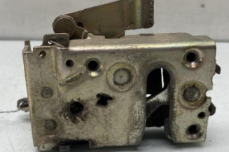 Serrure arriere droit PEUGEOT 106 Photo n°1