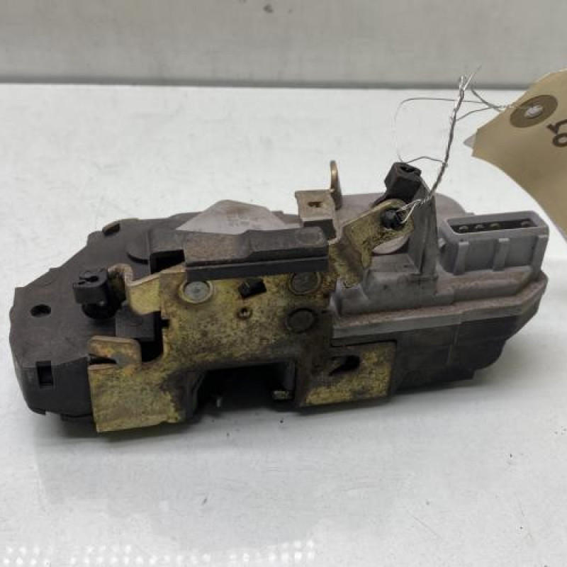 Serrure arriere droit PEUGEOT 206 Photo n°4