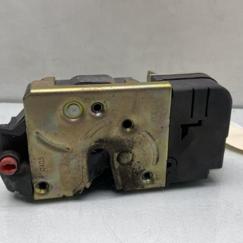 Serrure arriere gauche PEUGEOT 206 Photo n°1