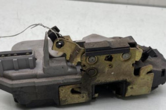 Serrure arriere gauche PEUGEOT 206