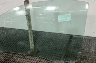 Vitre avant gauche PEUGEOT 206
