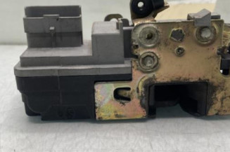 Serrure avant gauche PEUGEOT 206