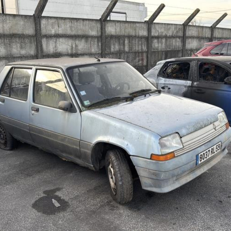 Vitre avant gauche RENAULT SUPER 5 Photo n°6