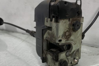 Serrure arriere droit RENAULT VEL SATIS