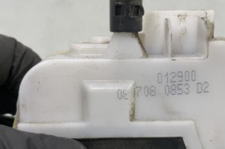 Serrure avant droit RENAULT VEL SATIS