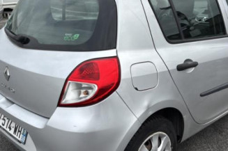 Serrure avant gauche RENAULT CLIO 3