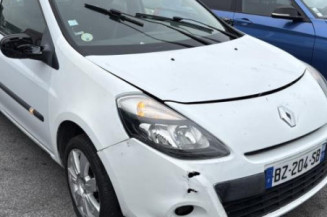 Serrure avant droit RENAULT CLIO 3