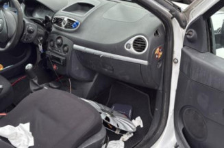 Serrure avant droit RENAULT CLIO 3