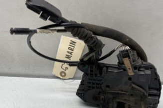 Serrure arriere droit RENAULT CLIO 4