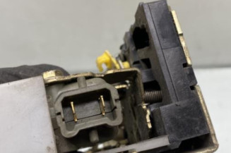 Serrure arriere gauche RENAULT CLIO 2