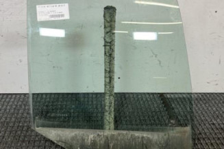 Vitre arriere droit RENAULT CLIO 2 Photo n°1