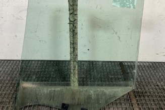 Vitre arriere droit RENAULT CLIO 2