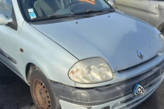 Vitre arriere droit RENAULT CLIO 2