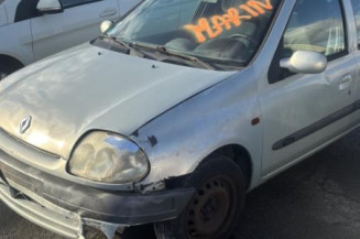 Vitre arriere droit RENAULT CLIO 2