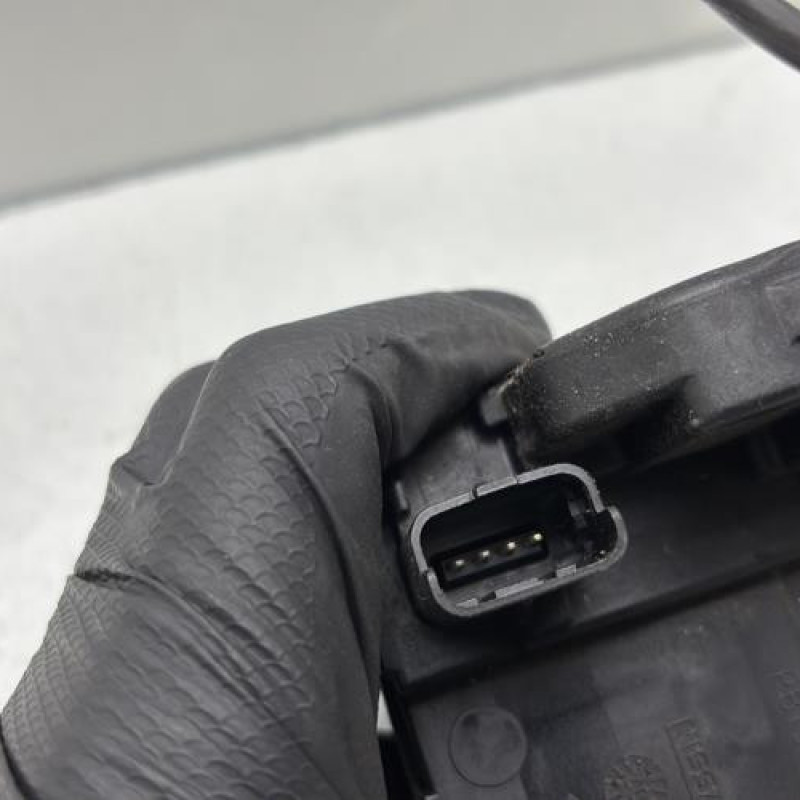 Serrure avant gauche RENAULT CLIO 3 Photo n°5