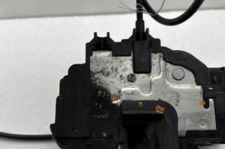 Serrure avant gauche RENAULT CLIO 3