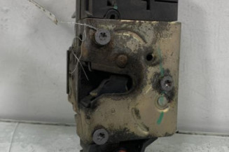 Serrure arriere droit PEUGEOT 206