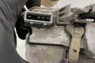 Serrure arriere droit PEUGEOT 206