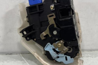 Serrure avant gauche VOLKSWAGEN GOLF PLUS Photo n°1