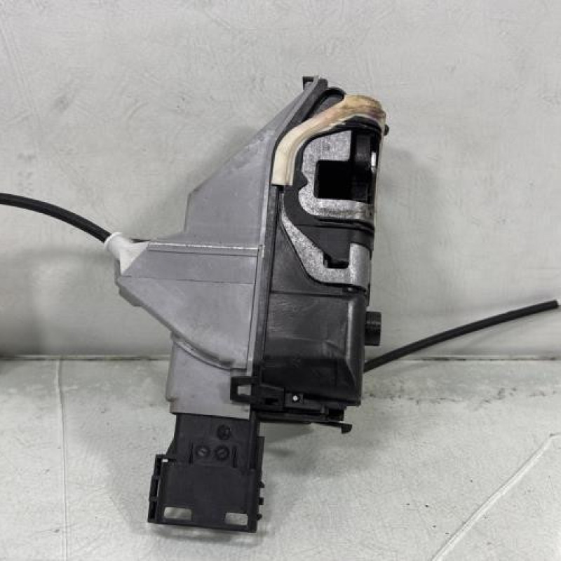 Serrure arriere droit PEUGEOT 508 1 SW Photo n°1