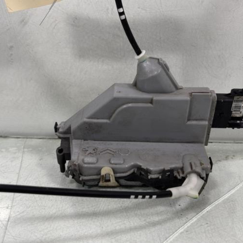 Serrure arriere droit PEUGEOT 508 1 SW Photo n°5