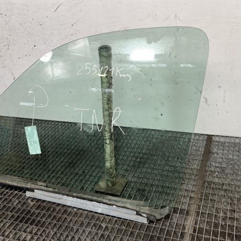 Vitre avant gauche RENAULT KANGOO 1 Photo n°2