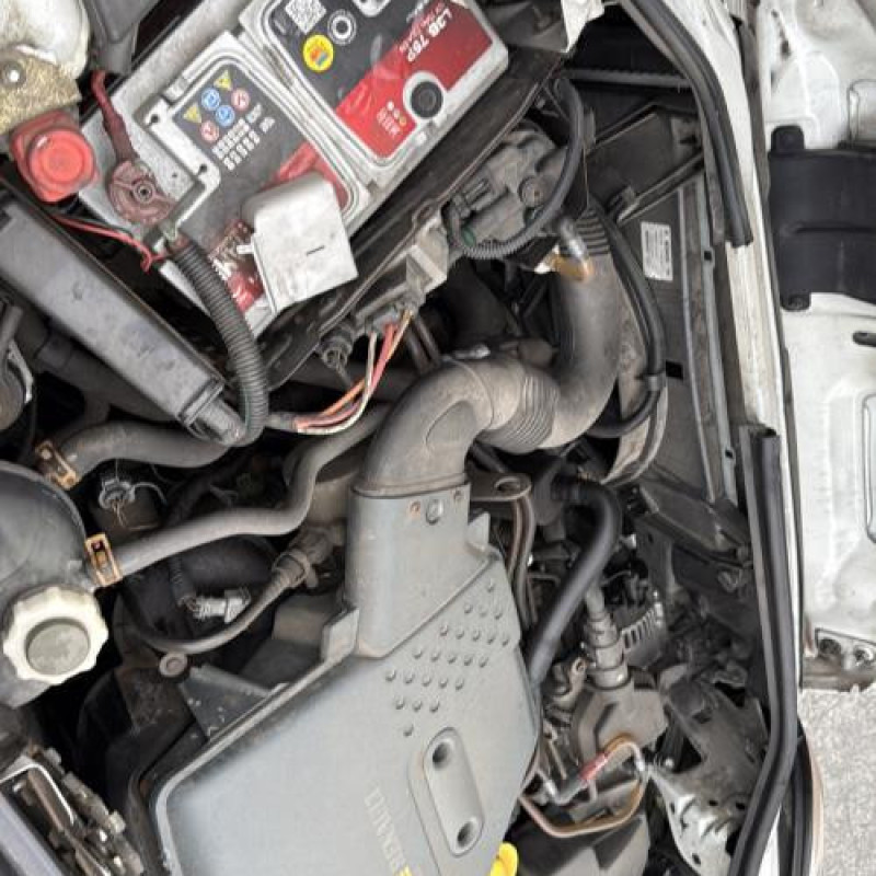 Vitre avant gauche RENAULT KANGOO 1 Photo n°14