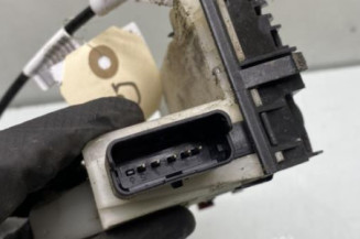 Serrure arriere gauche PEUGEOT 2008 1