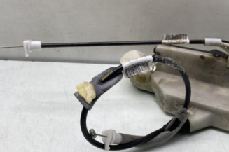 Serrure avant gauche PEUGEOT 2008 1