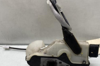 Serrure avant gauche PEUGEOT 2008 1