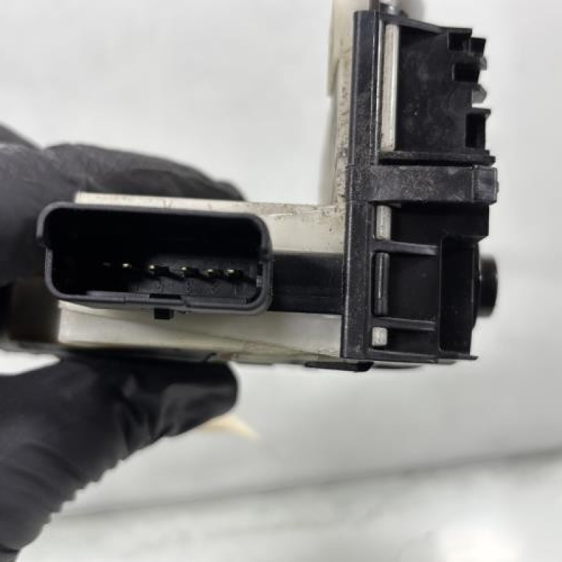 Serrure avant gauche PEUGEOT 208 1 Photo n°5