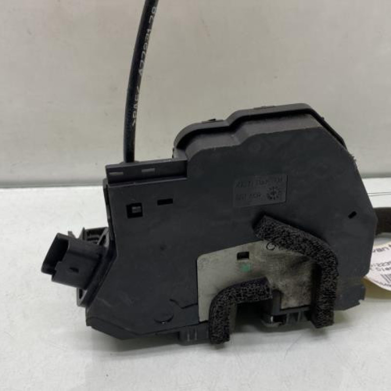 Serrure avant droit RENAULT LATITUDE Photo n°5