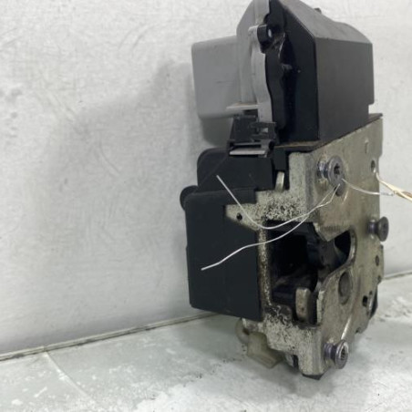 Serrure avant droit CITROEN XSARA PICASSO Photo n°1