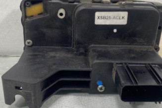 Serrure avant gauche FORD FIESTA 5