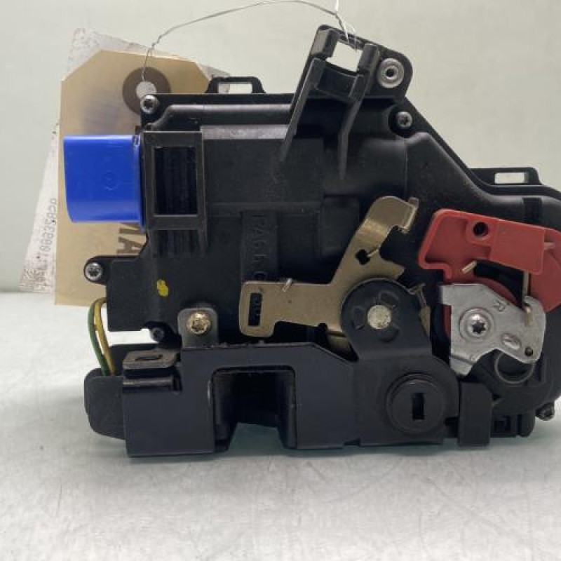 Serrure arriere droit VOLKSWAGEN TOURAN 1 Photo n°2