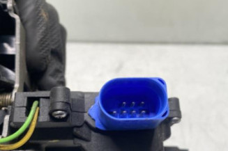 Serrure arriere droit VOLKSWAGEN TOURAN 1