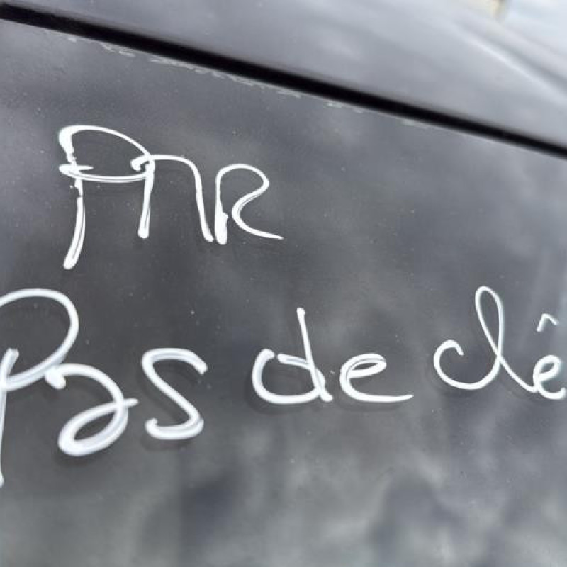 Serrure arriere droit VOLKSWAGEN TOURAN 1 Photo n°16