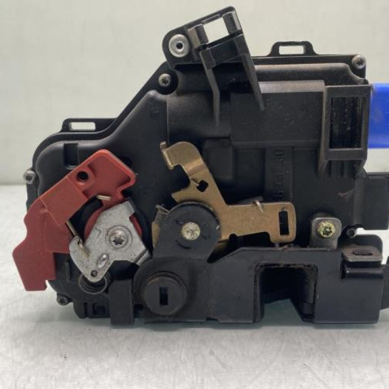 Serrure arriere gauche VOLKSWAGEN TOURAN 1 Photo n°2