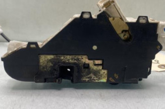 Serrure avant gauche PEUGEOT 207