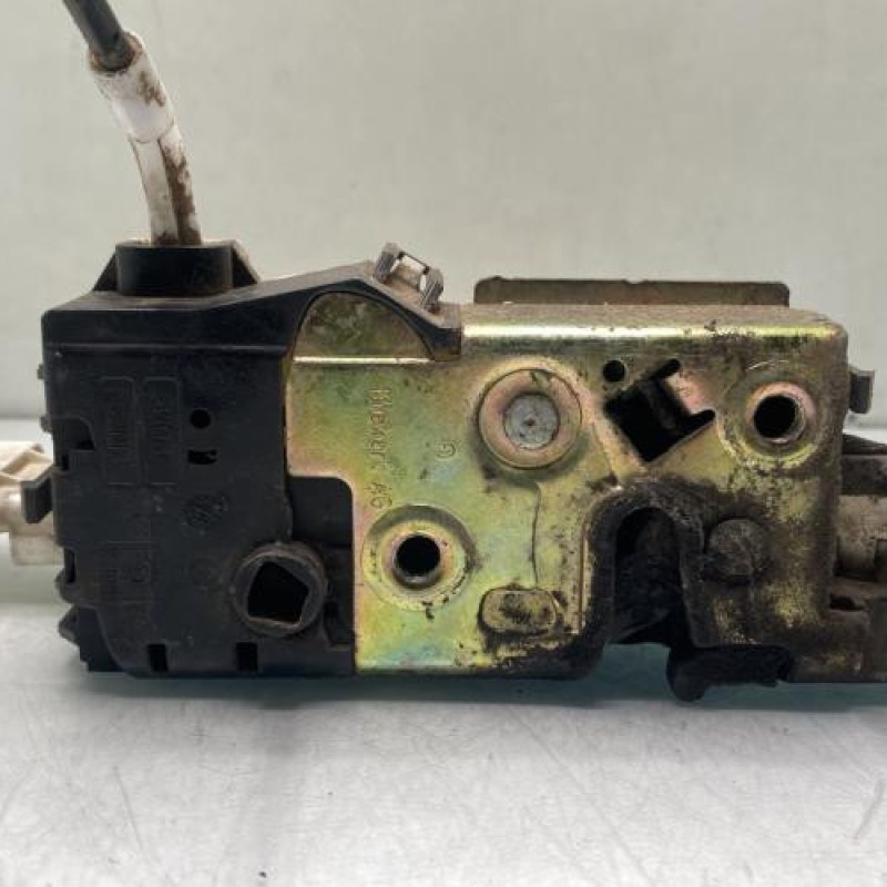 Serrure avant gauche PEUGEOT 207 Photo n°4