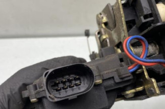 Serrure avant gauche VOLKSWAGEN NEW BEETLE 1