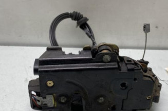 Serrure avant gauche VOLKSWAGEN GOLF 4 Photo n°1