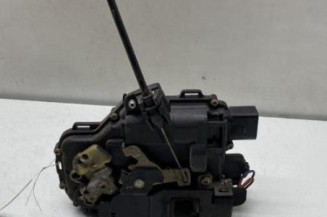 Serrure avant gauche VOLKSWAGEN GOLF 4