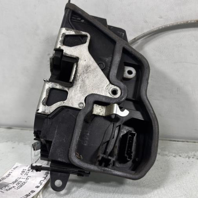 Serrure avant gauche BMW SERIE 1 E87 Photo n°2