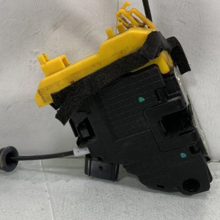 Serrure avant droit KIA CEE-D 2