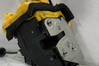 Serrure avant droit KIA CEE-D 2