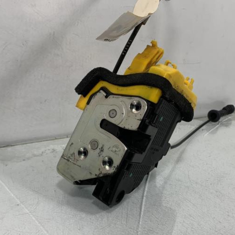 Serrure avant gauche KIA CEE-D 2 Photo n°3